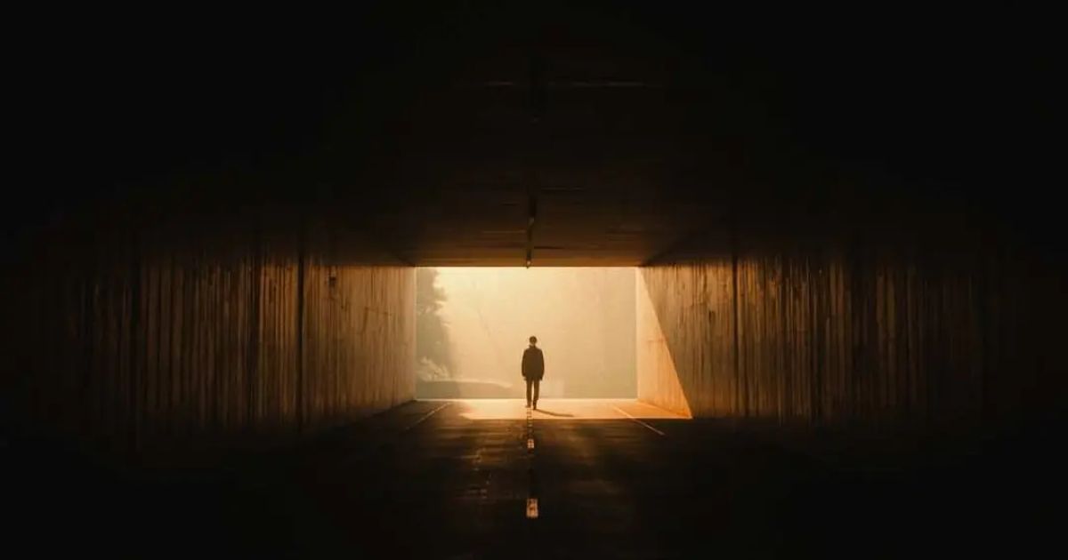 Path to the light — Quest-ly photo challenge preview