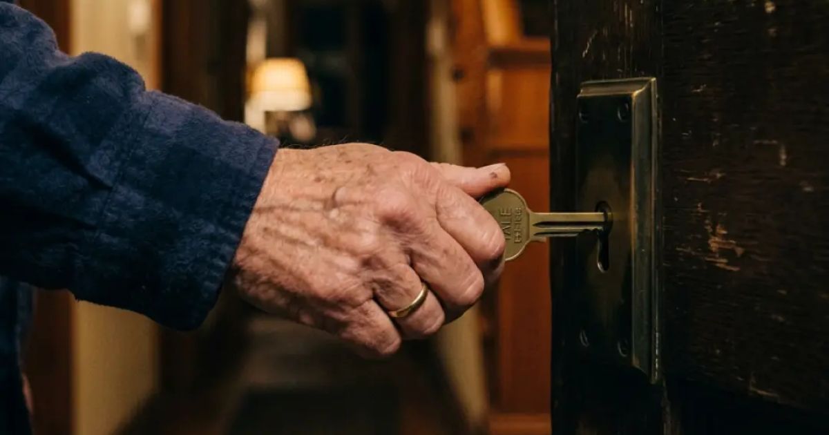 Quest poster for The Move You Do Automatically